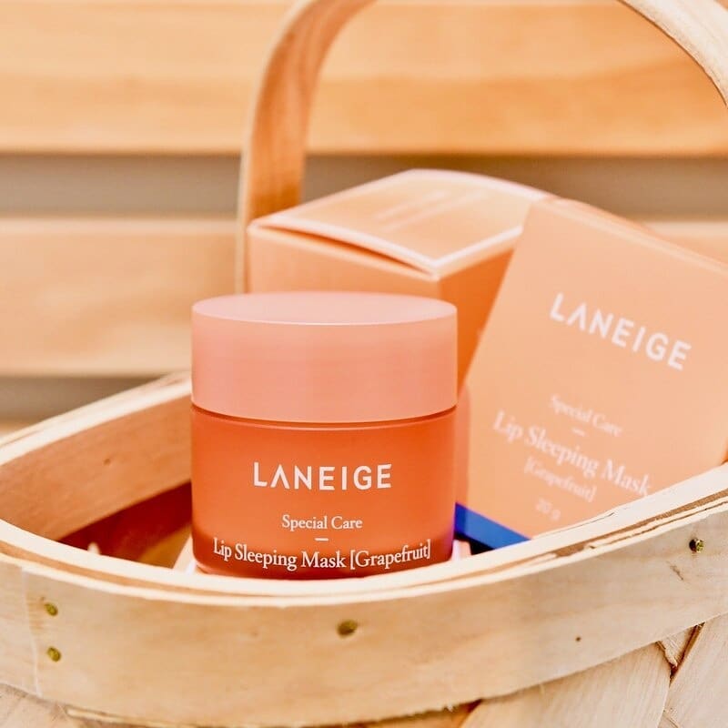 Laneige Lip Sleeping Mask #Grapefruit 8g สินค้าขายดีสุดๆ !! มาสก์บำรุงริมฝีปาก กลิ่นเกรฟฟรุตหวานอมเปรี้ยว สินค้าหายากที่สาวๆต้องมี มอบริมฝีปากนุ่มเด้งกว่าใคร